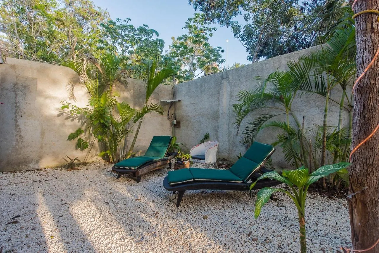Primitive Rooms Tulum Selfcheck-In Adults Only 2*,  México