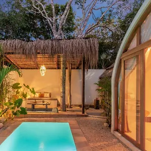 villa-sanah.allrivieramayahotels.com/
